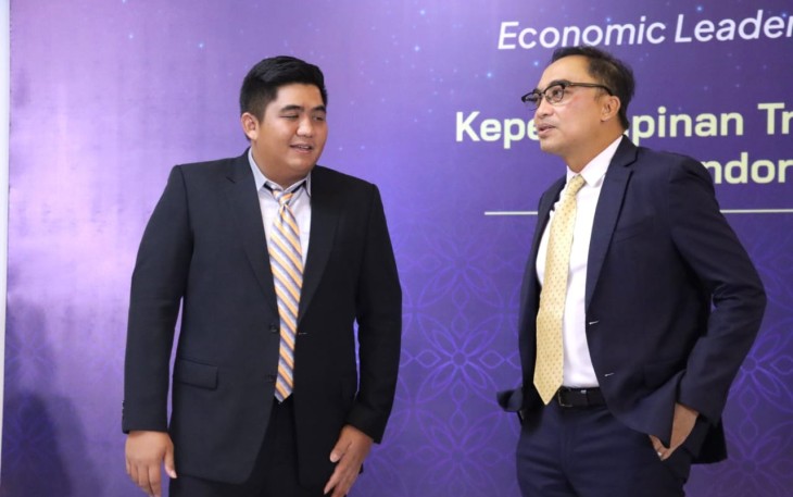 Bupati Bintan Roby Kurniawan dan Kepala BPSDM Kemendagri Sugeng Hariyono saat pembukaan Economic Leadership for Regional Goverment Leaders (REL), Senin (28/08).
