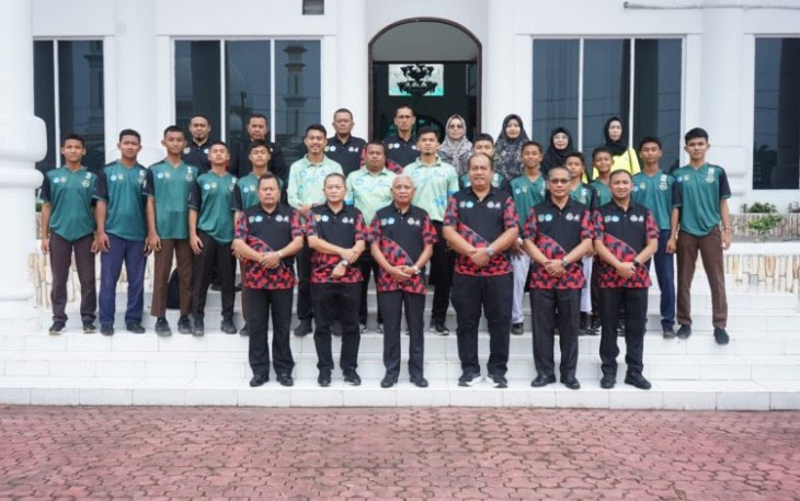 Tim Kesebelasan GSI Tingkat SMP Kabupaten Asahan di Lepas Bupati Asahan