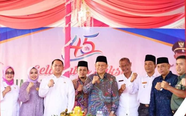 Bupati dan Wabup Labuhanbatu saat Hadir Memeriahkan Hari Jadi Desa Sidorukun Ke-45