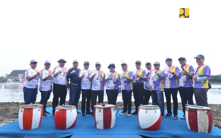 Lomba Dayung di Semarang Dekatkan Masyarakat pada Sungai