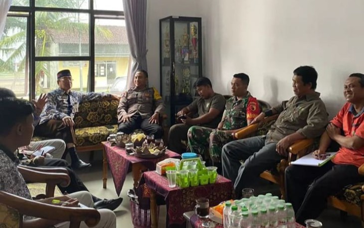 Babinsa Koramil 0801/01 Pacitan Aktif Lakukan Komsos