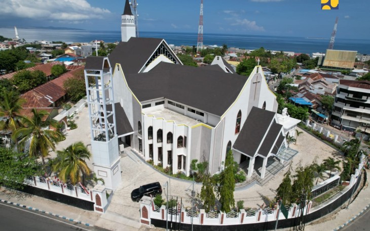 Gereja Katedral Keuskupan Agung Kupang