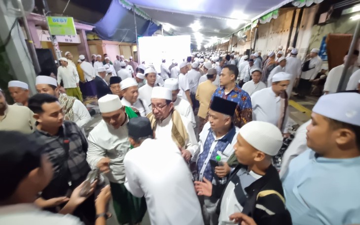 Ketua Majelis Syuro Habib Salim Assegaf saat hadir di Gresik Jawa Timur. 