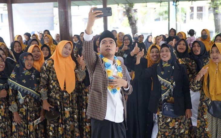 Presiden LSN Gus Fawait saat berswafoto