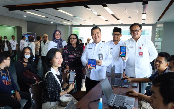 Pelayanan jemput bola aktivasi Identitas Kependudukan Digital (IKD), Rabu (5/4/2023).