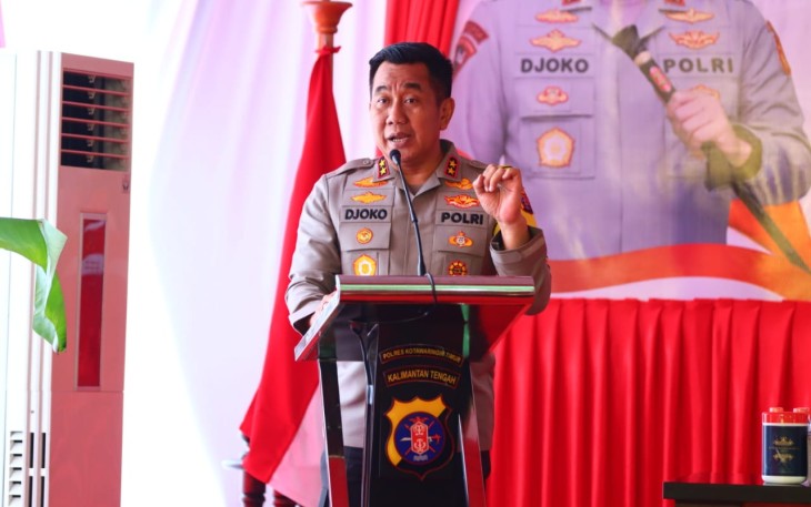 Kapolda Kalteng Irjen Pol Drs Djoko Poerwanto