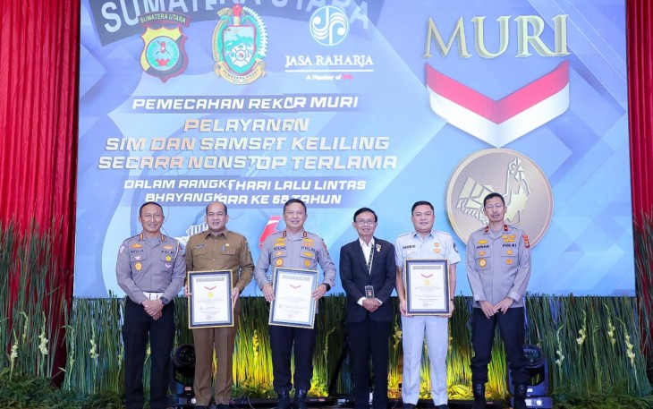 Ditlantas Polda Sumut Terima Rekor Muri Pelayanan Samsat dan SIM Keliling 24 Jam Nonstop