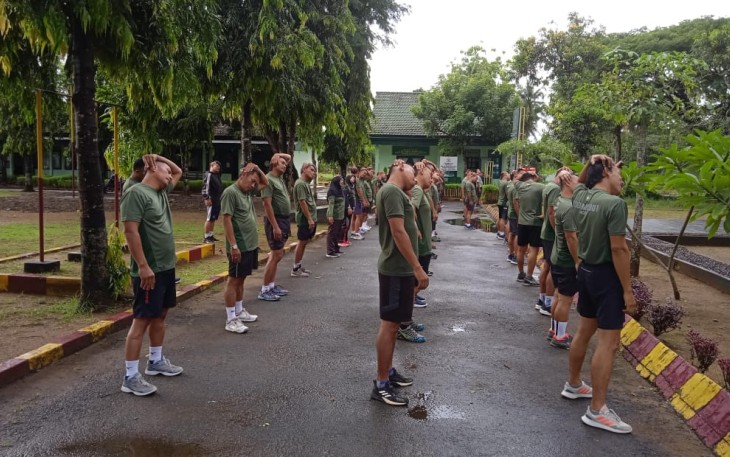 Olahraga bersama prajurit Kodim 0801/Pacitan 