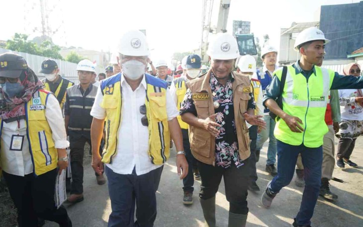 Menteri PUPR meninjau pembangunan jembatan Juwana 