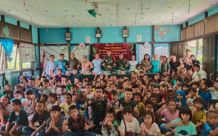 Perayaan Natal di perbatasan 