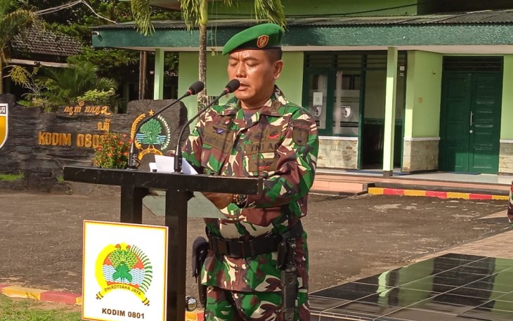 Upacara bendera 17-an Kodim 0801/Pacitan