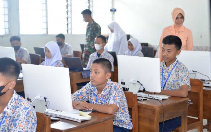 Siswa Sekolah Angkasa Lanud Sultan Hasanuddin 