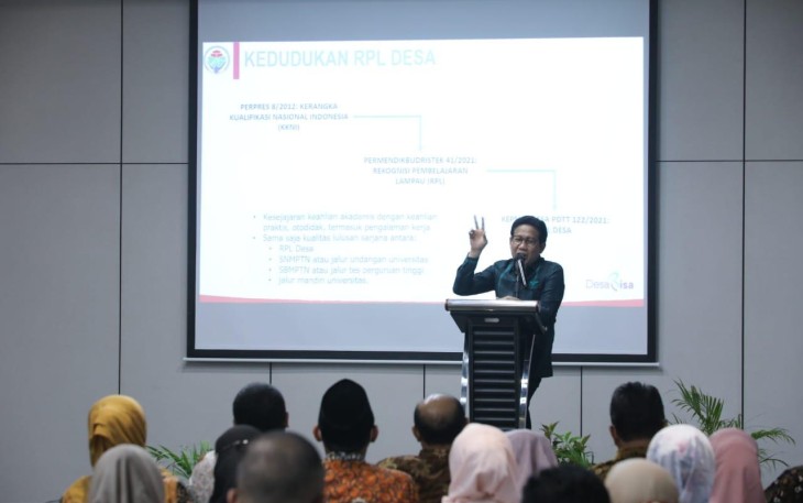 Menteri Desa, PDTT Memberikan Sambutan dan Arahan sekaligus membuka Acara Focus Group Discussion (FGD) Tindak Lanjut Prlaksanaan Rekognisi Pembelajaran Lampau Desa, 19 Januari 2023