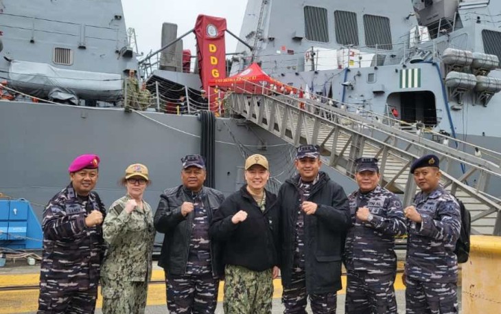 Foto bersama personel TNI AL dan US Navy Chaplain