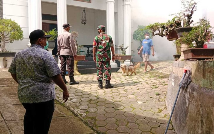 Fogging di wilayah desa binaan 