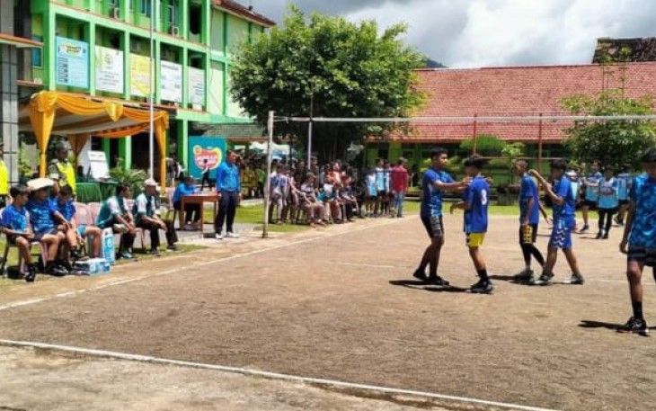 Turnamen bola voli di wilayah binaan 
