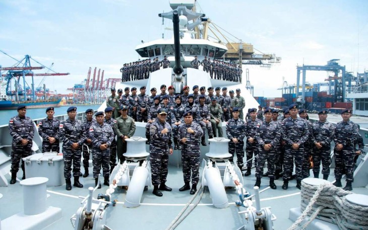 Kasal bersama prajurit KRI REM-331 