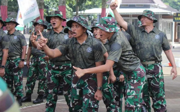 Outbound bersama para dansat