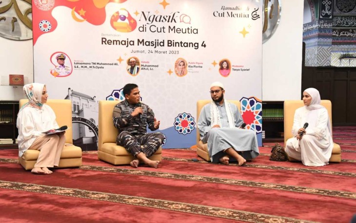 Kasal Laksamana TNI Muhammad Ali saat talk show di masjid Cut Meutia Jakarta 