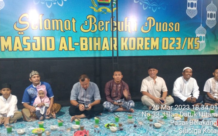 Takjil berbuka puasa bersama 
