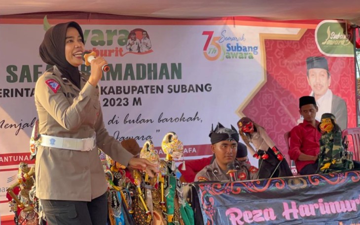 Wayang golek kamtibmas polisi Subang
