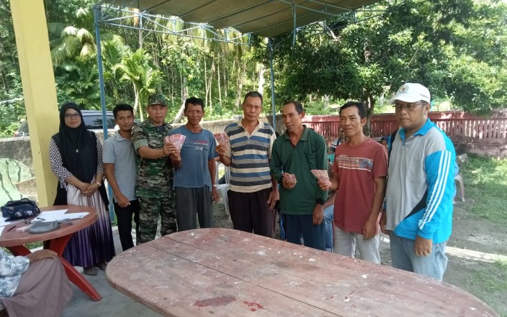 Pemdes Sumbar Harapan saat saluran BLT DD