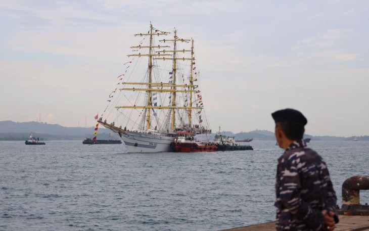 KRI Dewa Ruci 