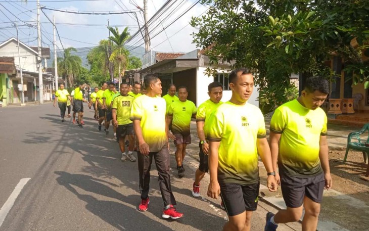 Jalan pagi prajurit Kodim Pacitan