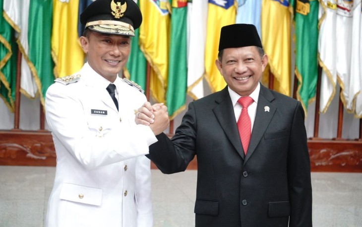 Prof Zudan Arif Fakrulloh bersama Mendagri Tito