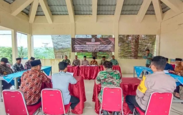 Rapat Pembentukan Panitia dan Pengawas Pilkada