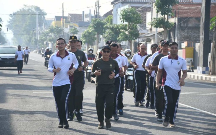 Olahraga bersama TNI Polri 