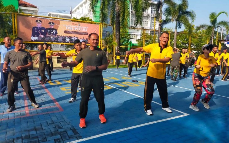 Olahraga bersama TNI Polri 