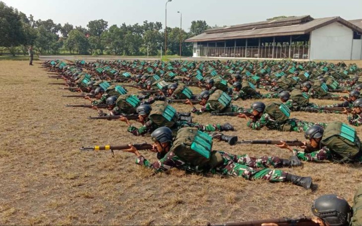 Latihan teknik tempur dasar