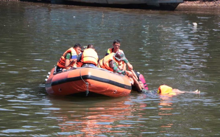  Simulasi Latihan Water Rescue
