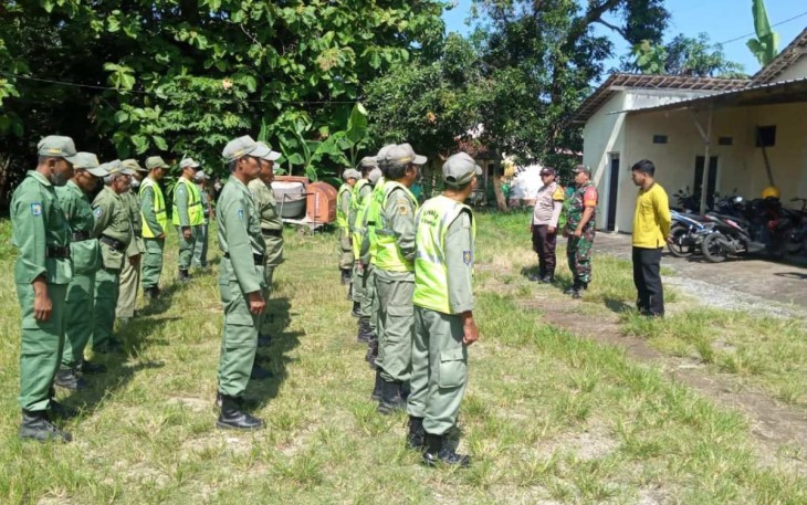 Pelatihan linmas wilayah desa binaan 
