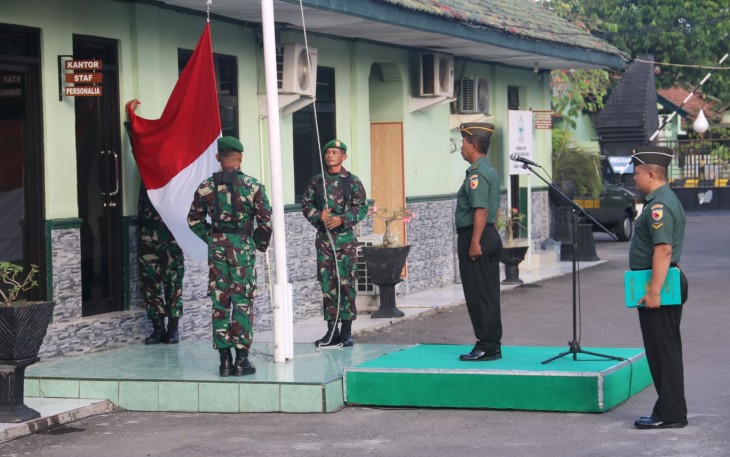 Upacara bendera prajurit Kodim 0803/Madiun