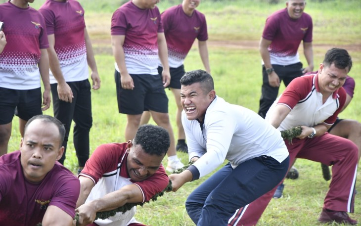 Olahraga bersama TNI Polri 