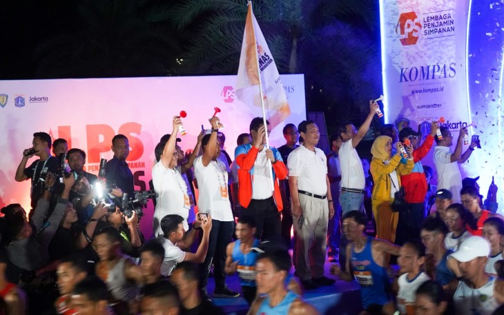 Run The City dan LPS Monas Half Marathon HUT Kompas Grup, Minggu (2/7)