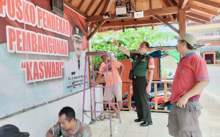 Sambangi pos kamling wilayah desa binaan 