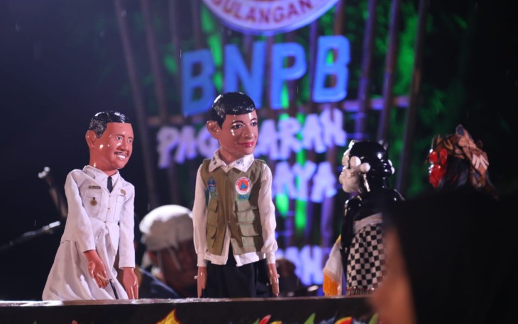Wayang golek BNPB di Kabupaten Sumedang, Sabtu (8/7)