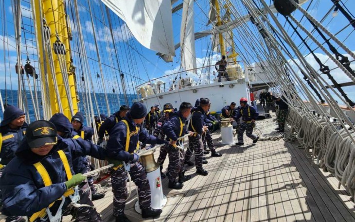 Tall Ship Race KRI Bima Suci 