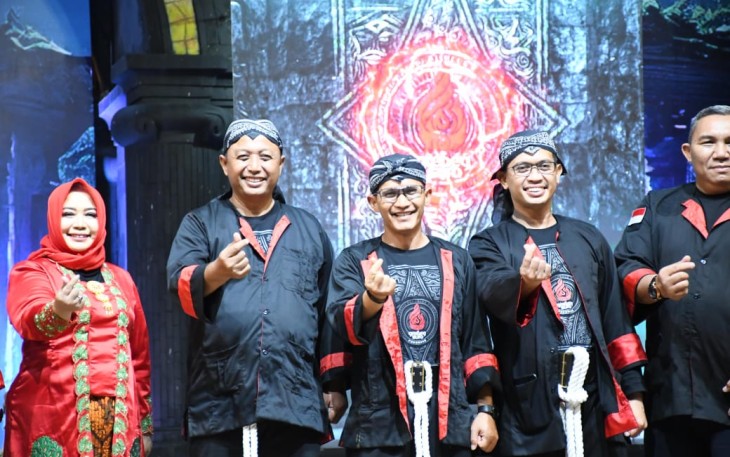 Dandim 0802/Ponorogo Letkol Inf Hirta Juni Adriansyah saat menghadiri pembukaan grebeg suro