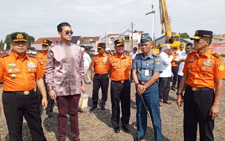 Danlanudal Jakarta Letkol Laut (P) Sugiran ketika menghadiri pemasangan tiang hanggar BMF di bandara Pondok Cabe Jakarta, Senin (10/7)
