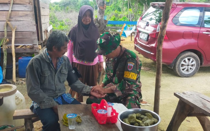 Pelayanan kesehatan satgas TMMD Kodim 1411/Bulukumba, Rabu (19/7)