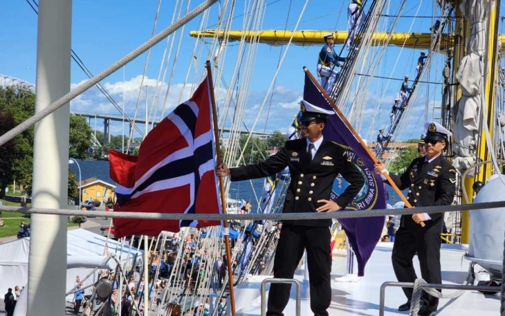 KRI Bima Suci berangkat ke Skotlandia 