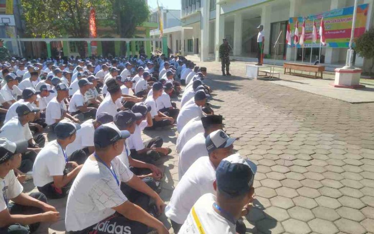 Pengenalan siswa baru di SMK Bani Muslim