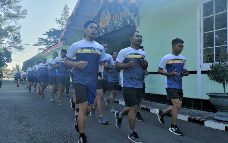 Lari pagi prajurit Menarmed 2 Kostrad, Kamis (27/7)