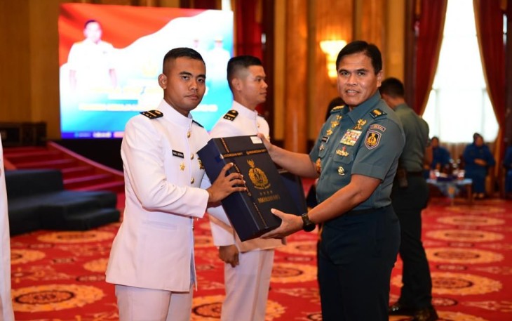 Kasal Laksamana TNI Muhammad Ali saat pembekalan perwira remaja 