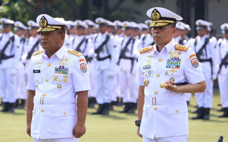 Laksda Yayan Sofiyan Resmi Jabat Pangkoarmada II