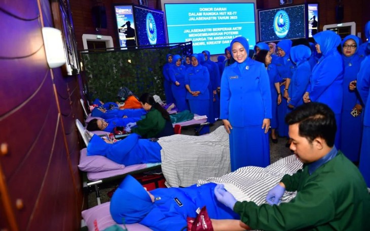 Donor darah sambut HUT ke-77 Jalasenastri Tahun 2023 di Mabesal Cilangkap Jakarta